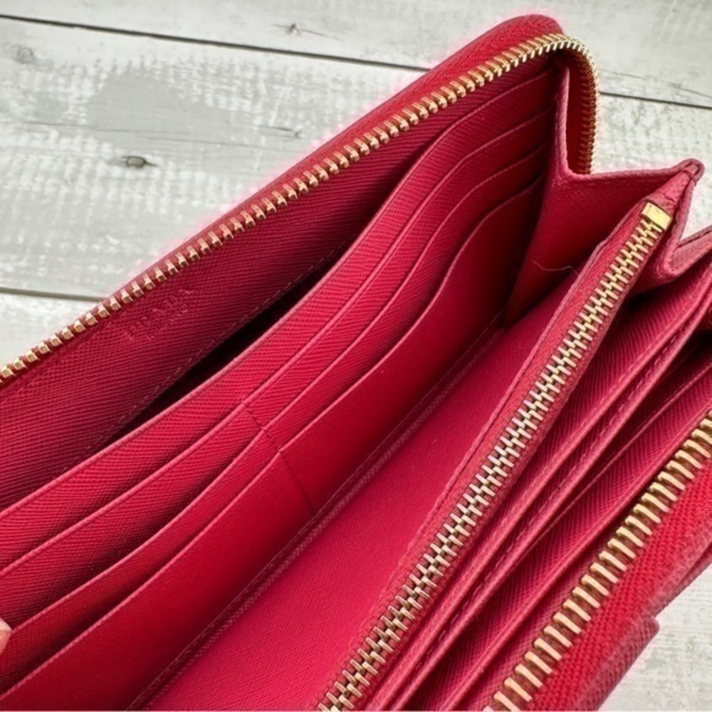 AUTHENTIC Prada Fiocco Bow Zip Around Wallet. Color: Peoria. - Picture 10 of 16